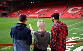 棋牌博弈的终极回归：让游戏回到娱乐，而不是生活的全部。（棋牌博弈的本质回归：让游戏回归娱乐，而非占据生活全部）